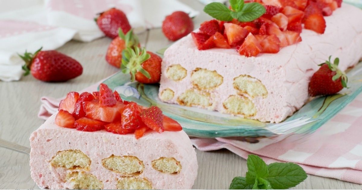 Erdbeere Fliesenkuchen