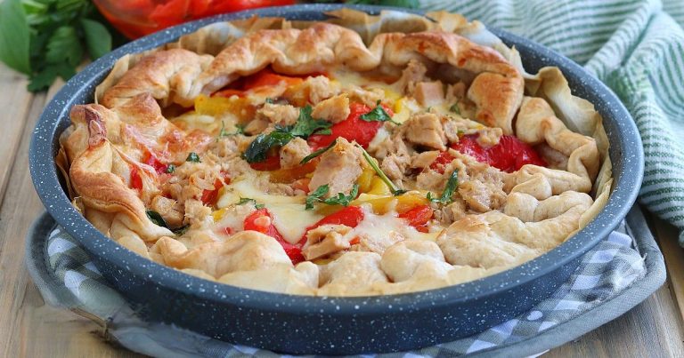Thunfisch-Paprika Quiche, ein ideales Abendessen im Ofen!