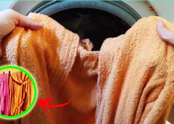 Wie sollte ich meinen Bademantel waschen und trocknen?