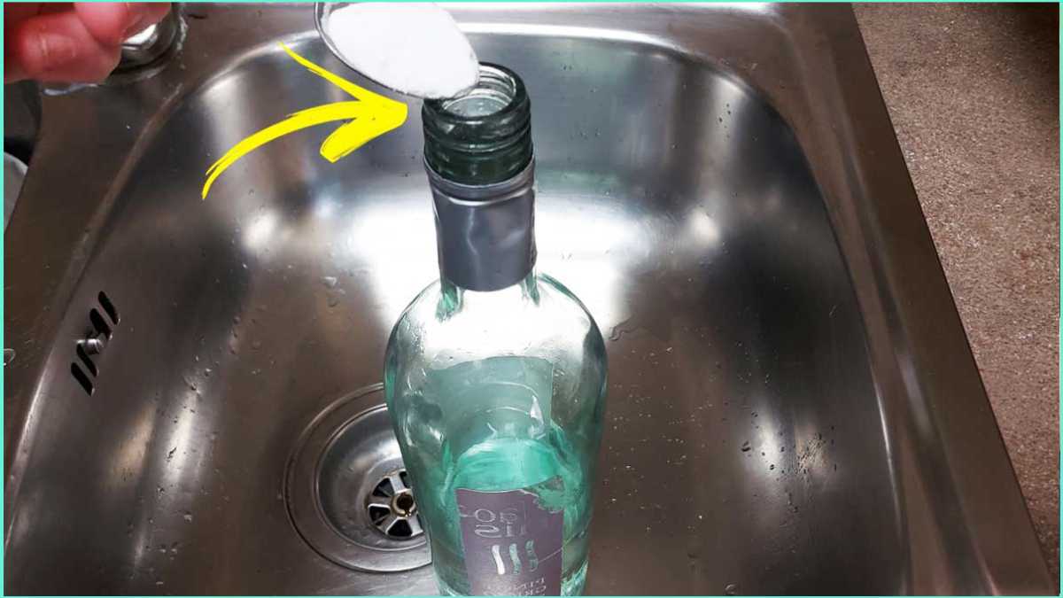 Glasflasche reinigen: So klappt es ganz einfach