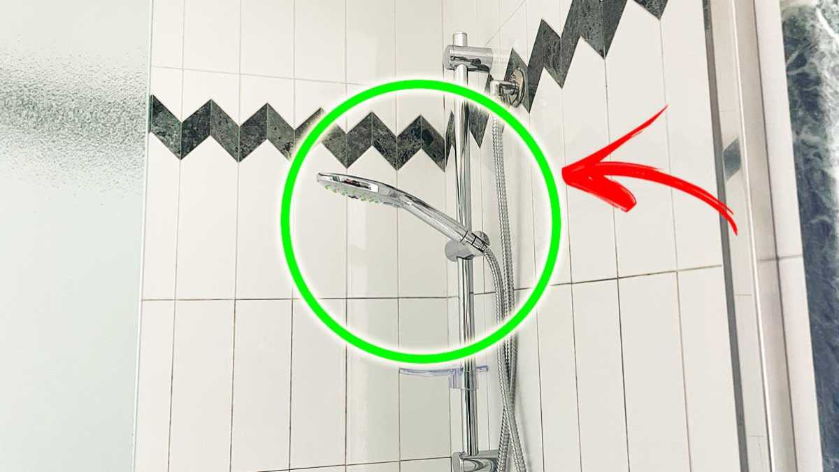 In fünf Minuten blitzsauber: Super Putz-Trick für die Dusche zeigt überraschende Wirkung
