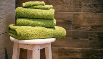 Handtücher waschen: So bleiben sie flauschig